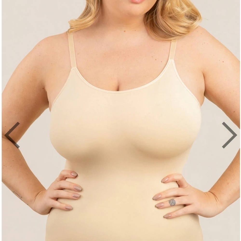 Shapermint Essentials All Day Every Day Scoop Neck Cami